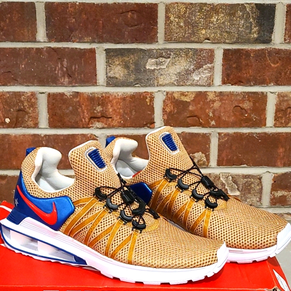 Men's Nike Shox Gravity Shoes